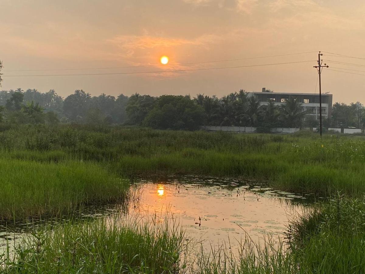 Nessies Nagaon Villa Alibag Luaran gambar