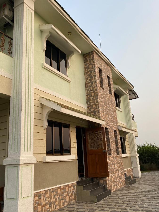 Nessies Nagaon Villa Alibag Luaran gambar